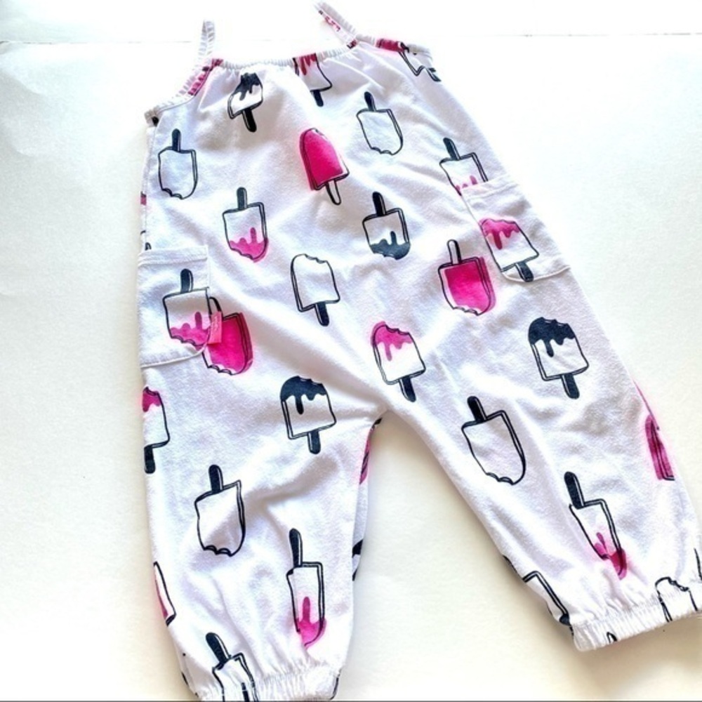 Mini heroes popsicles print white & pink romper one piece 18M